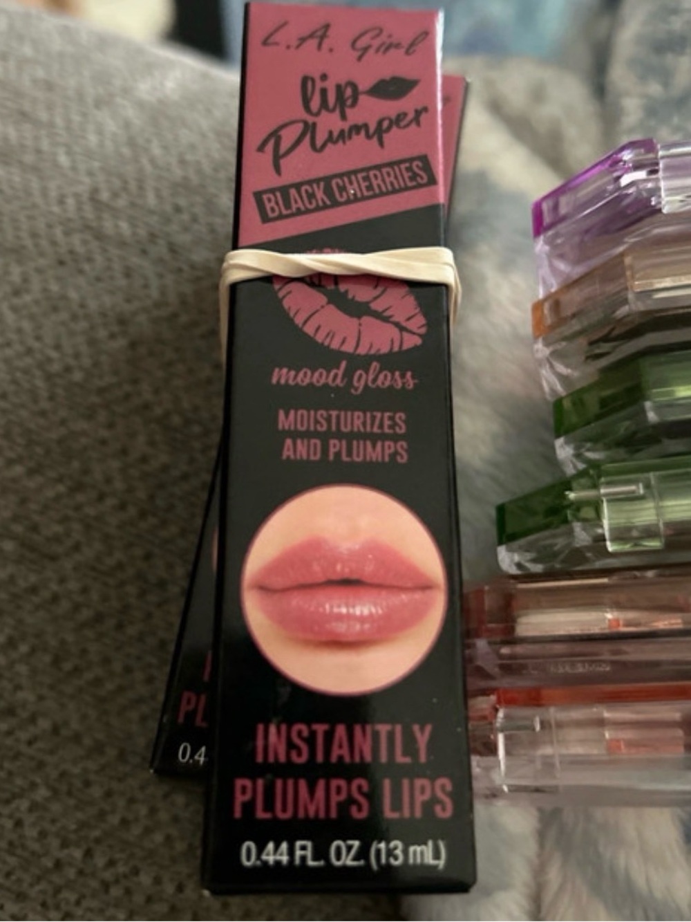 LA Girl Lip Plumper & Five Eyeshadow Palette